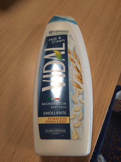 304085 - VIDAL Xhel Dushi me Qumësht dhe Vanilje, 500 ml
