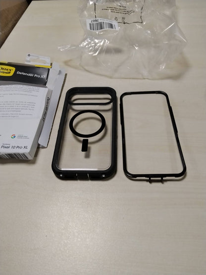 305303 - OtterBox Defender Pro XT, Mbështjellëse për Google Pixel 10 Pro XL, Transparente/E zezë