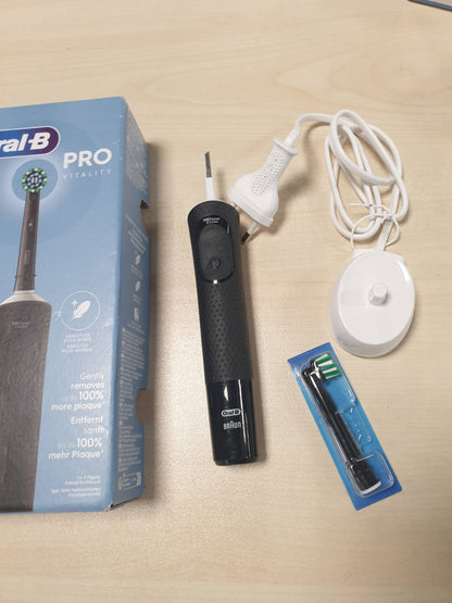 290020 - ORAL-B Furçë dhëmbësh elektrike Vitality Pro, e zezë