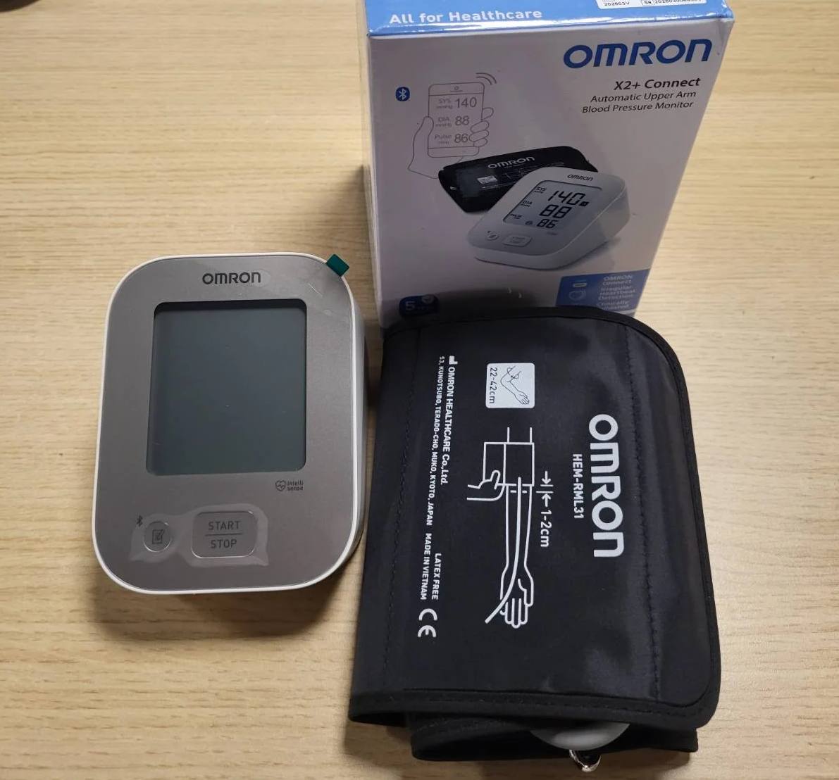 321091 - OMRON X2+ Monitor presioni gjakut të krahut të sipërm me aplikacion, i validuar klinikisht