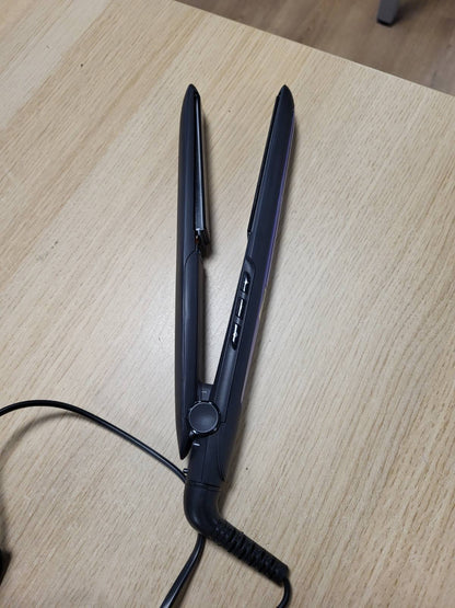 321291 - REMINGTON S7710 Pjastër flokësh Pro-Ion, veshje qeramike ultra-turmaline, 150-230°C, ekran LCD, funksion për rritjen e temperaturës
