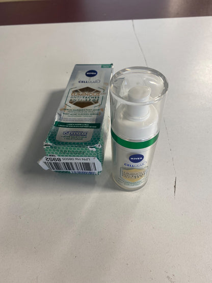 321213 - NIVEA Luminous 630 - Serum për fytyrën pas akneve, 30 ml, zvogëlon shfaqjen e shenjave, efekt matifikues 12 orësh, tiamidol dhe acid hialuronik i patentuar