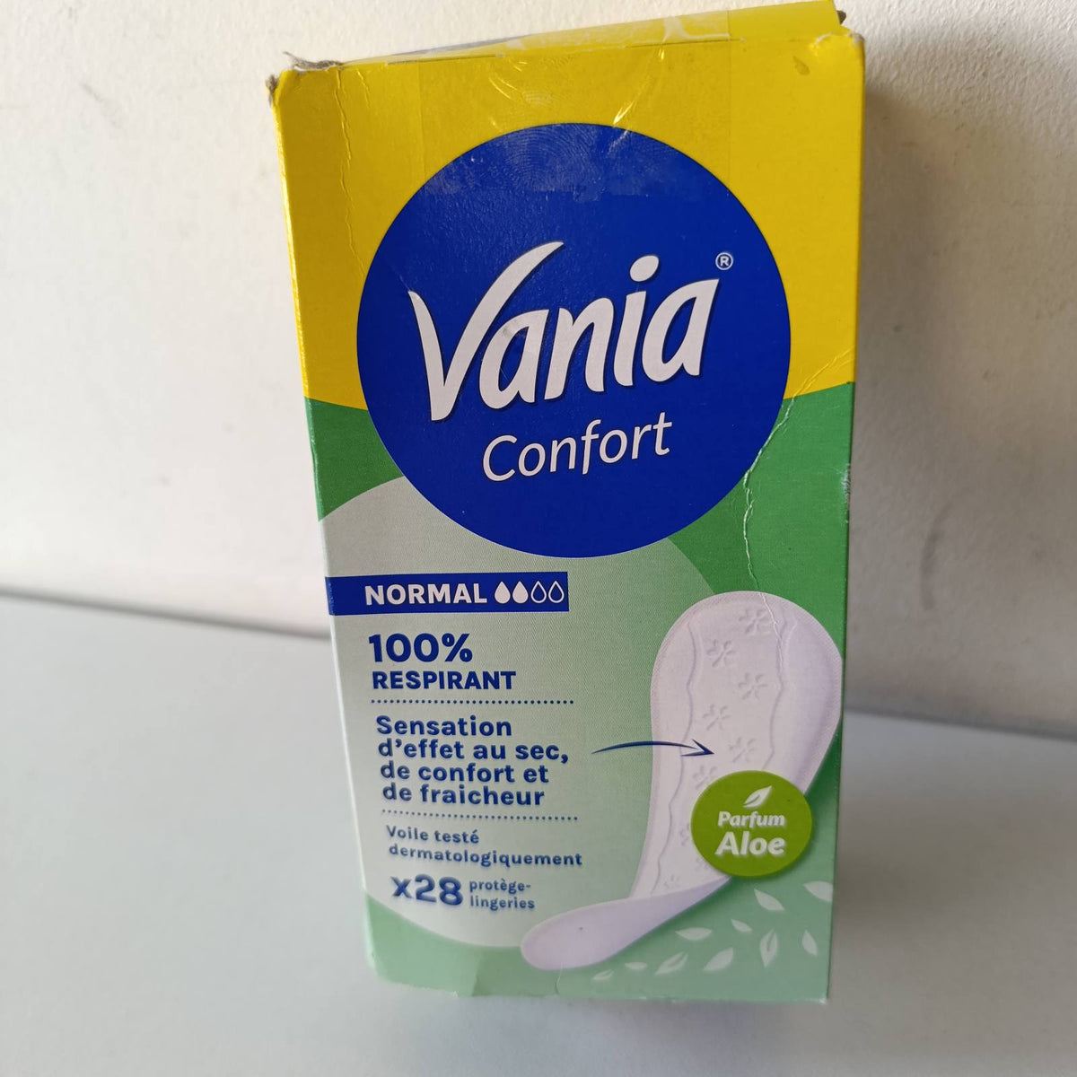 322175 - VANIA, Mbrojtëse ditore Normal Comfort me aromë aloe - 28 copë