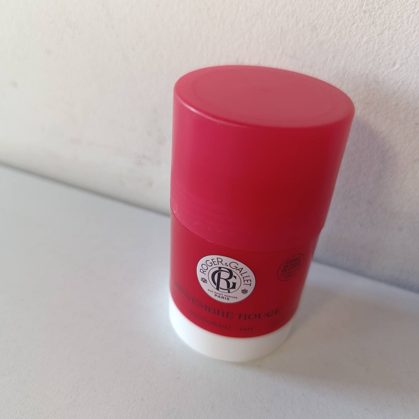 321678 - ROGER&GALLET - Deodorant në shkop me xhenxhefil të kuq, 50g - Mbrojtje 24 orë - 95% përbërës natyralë