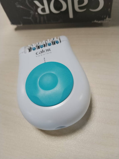 306354 - CALOR Depilator Elektrik Kompakt i Modës me 24 Piskatore Precize