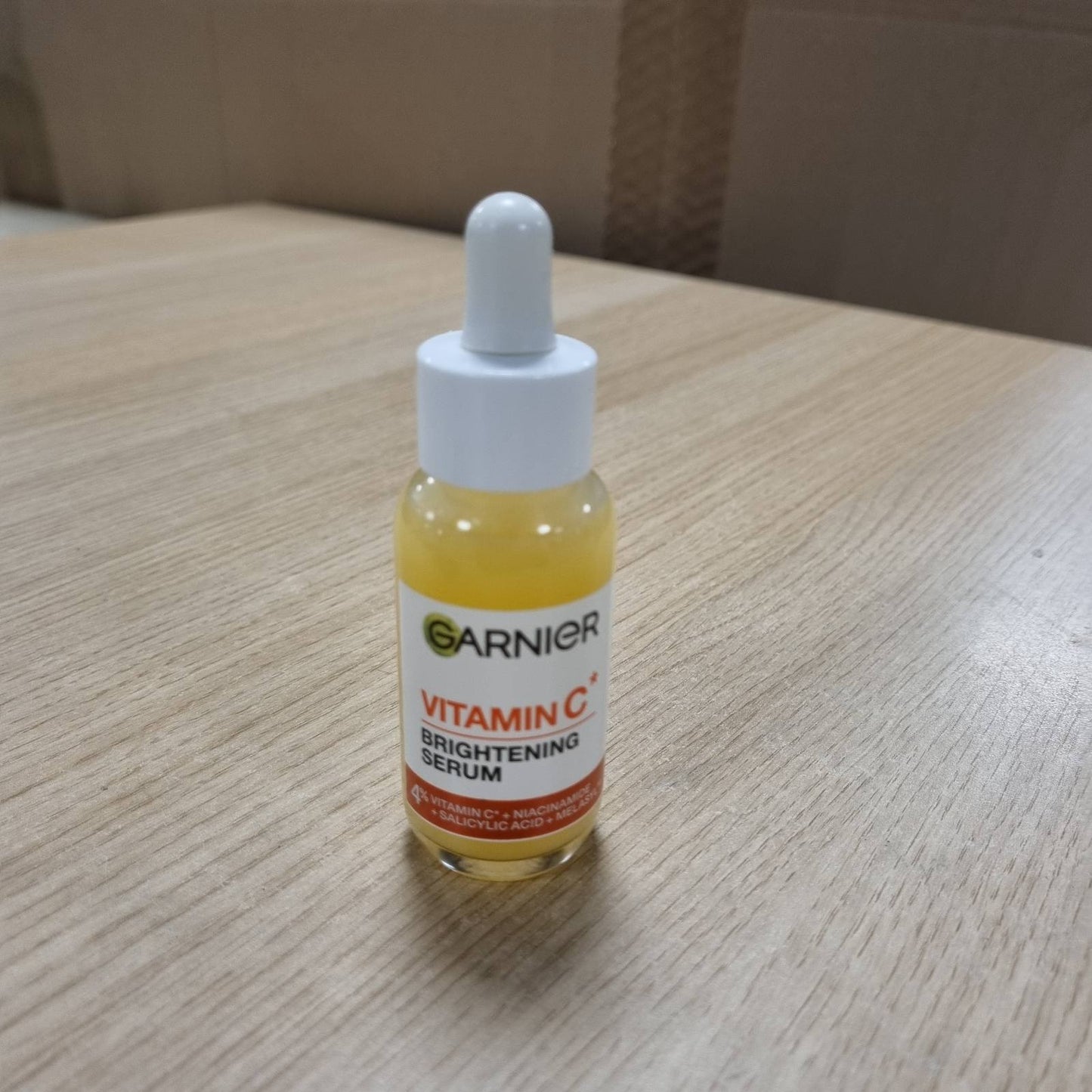 290286 - GARNIER Serum Anti-Dark Spot Rediance, Vitaminë C + Niacinamide, 30ml