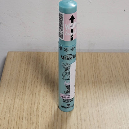 297768 - ESSENCE Disney THE LITTLE MERMAIDS Qerpik pa Kufij EXTREME Nr. 01 - 13 ml