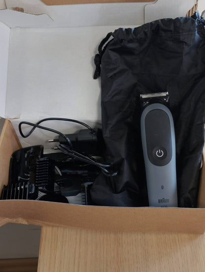 296627 - BRAUN Multigroom All-in-One Series 5, Set 5 prerësesh 9-në-1, model AIO5545, gri