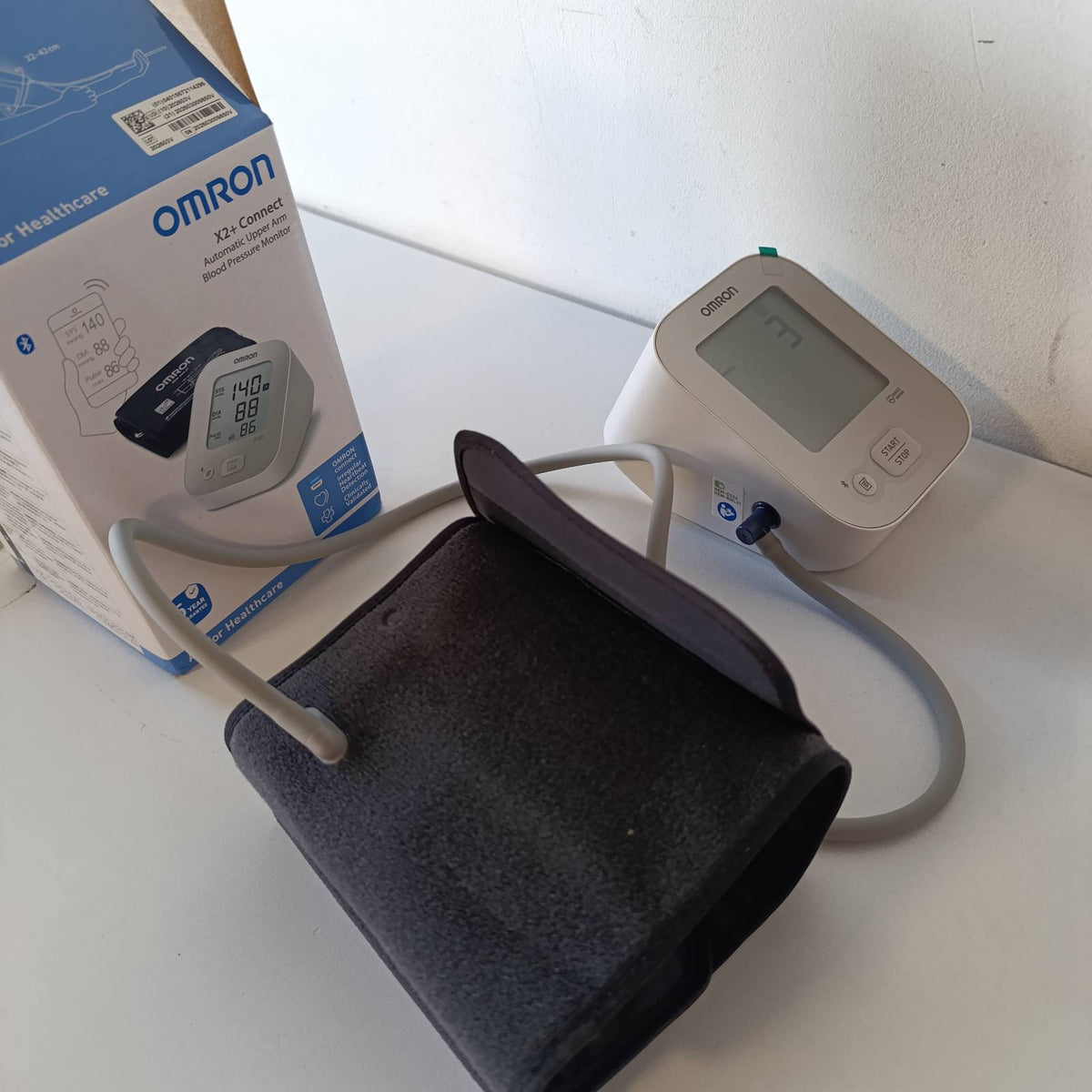 289660 - OMRON X2+ Monitor presioni gjaku, lidhje me aplikacion, i validuar klinikisht