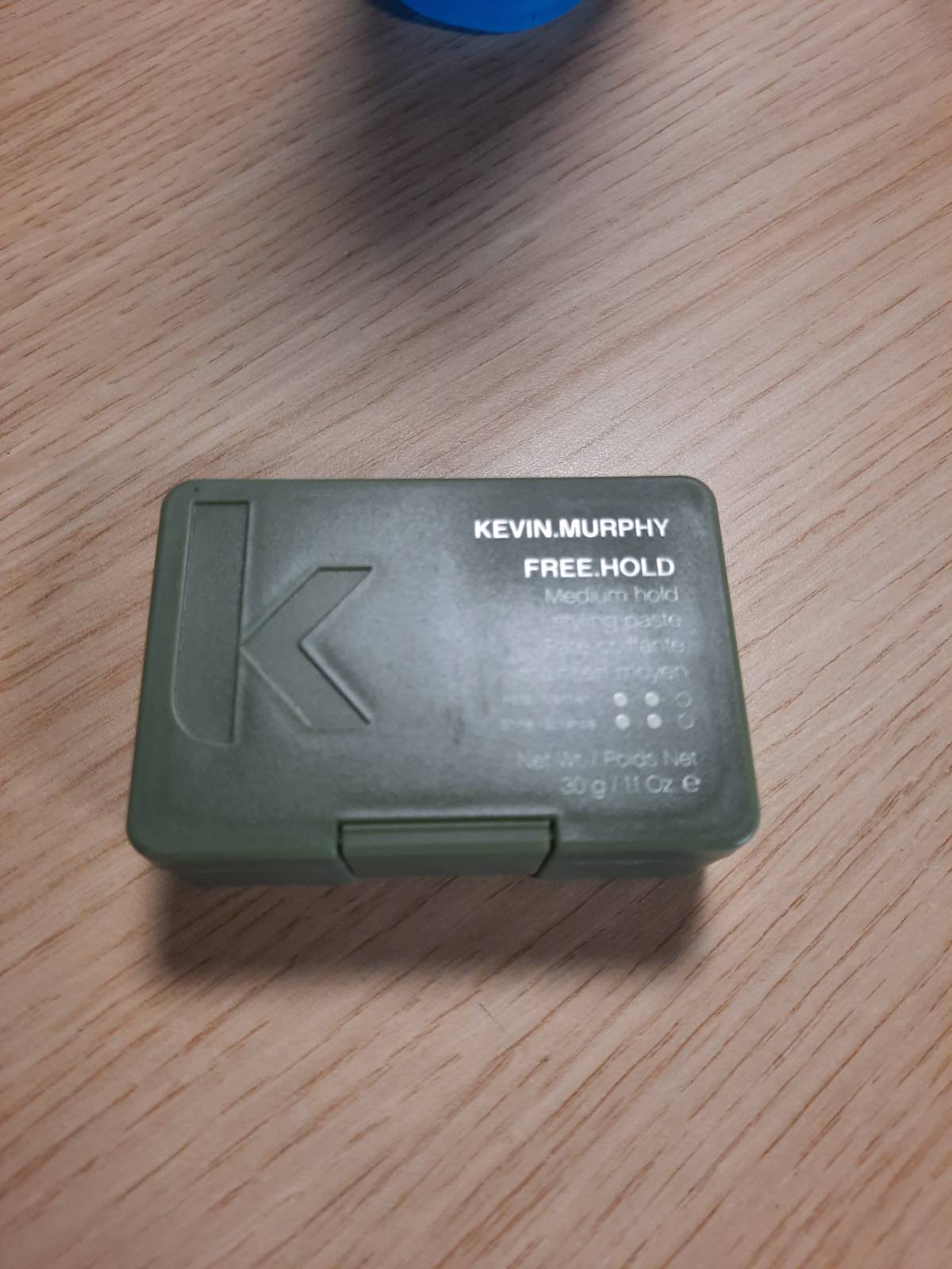 303245 - KEVIN MURPHY Pastë stilimi Free.Hold, 30 g, pako 1 copë