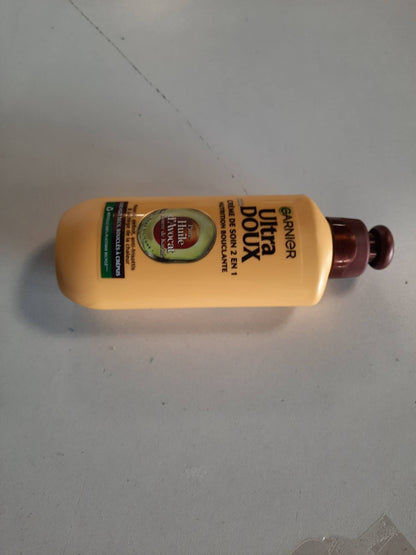 297781 - GARNIER Krem pa Shpëlarje Ultra Doux për Flokë Kaçurrela me Avokado dhe Gjalpë Shea, 200 ml