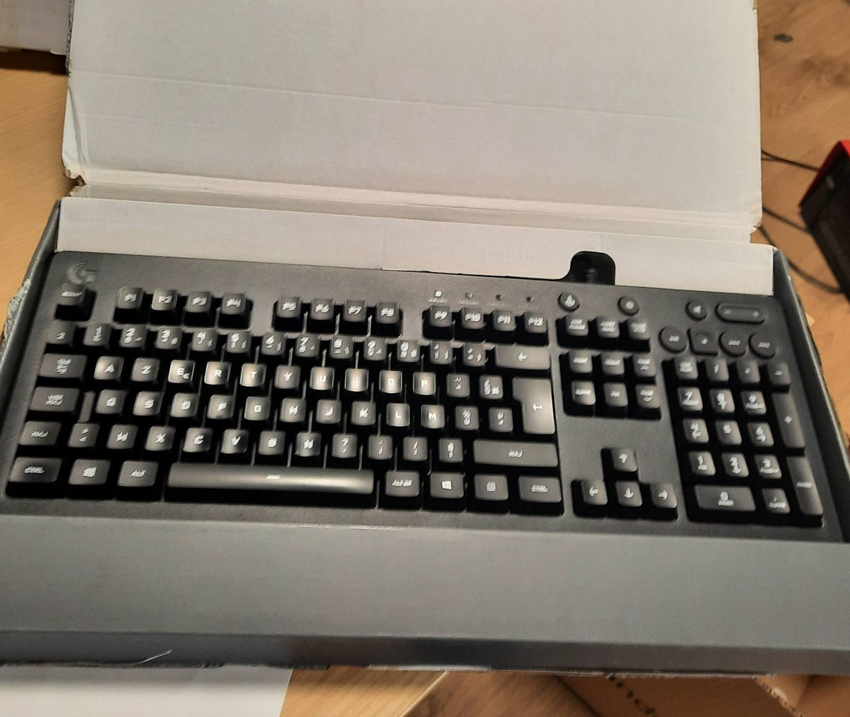 305170 - LOGITECH Logitech G213 Prodigy, Clavier Gamer, Eclairage RGB LIGHTSYNC