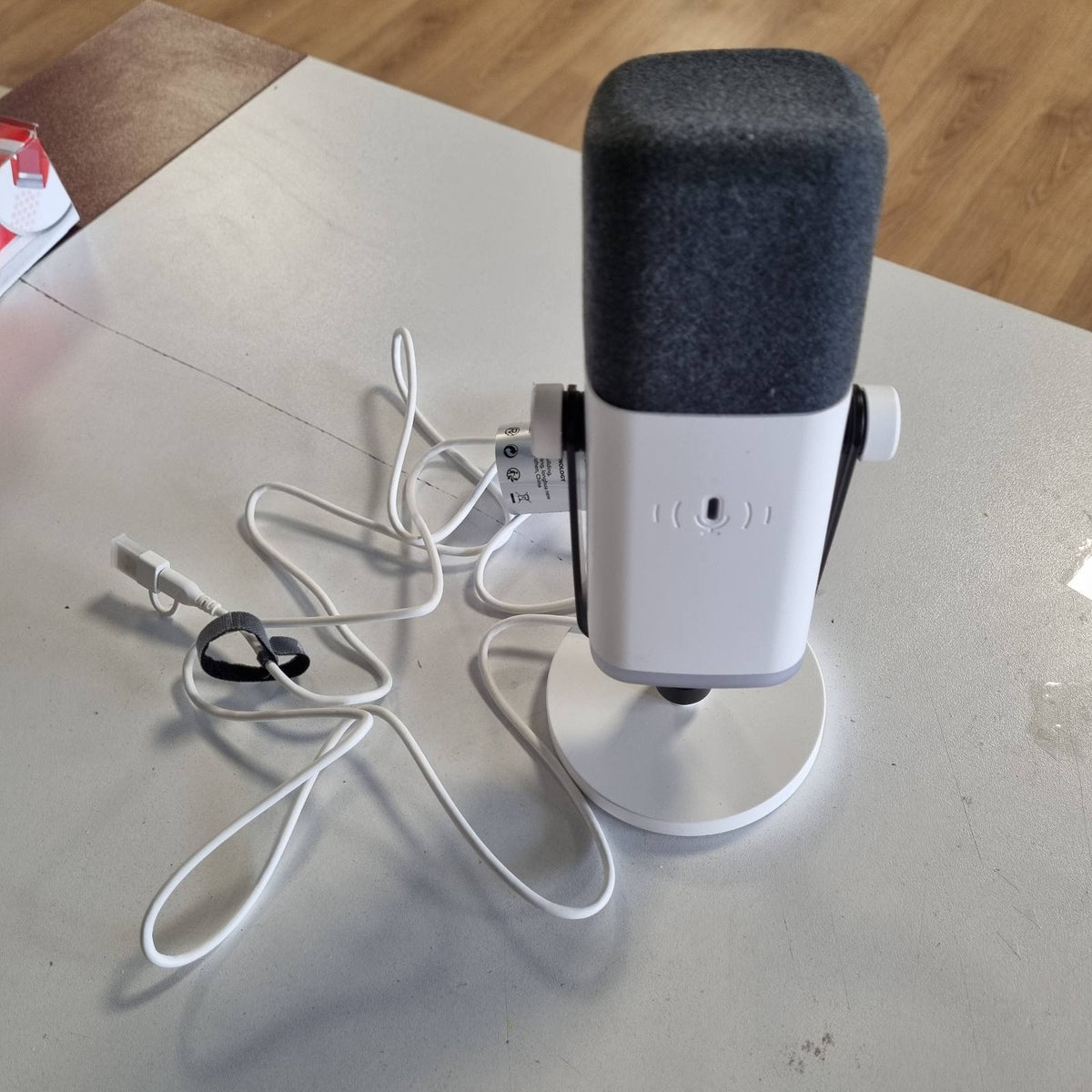 309635 - FIFINE Mikrofon Dinamik Transmetues USB/XLR, Kardioid RGB për PC, PS4/5, E Bardhë
