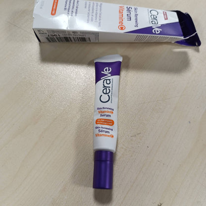 303176 - CERAVE - Serum me Vitaminë C, 10% Vitaminë C e Pastër dhe Acid Hialuronik, 30ml