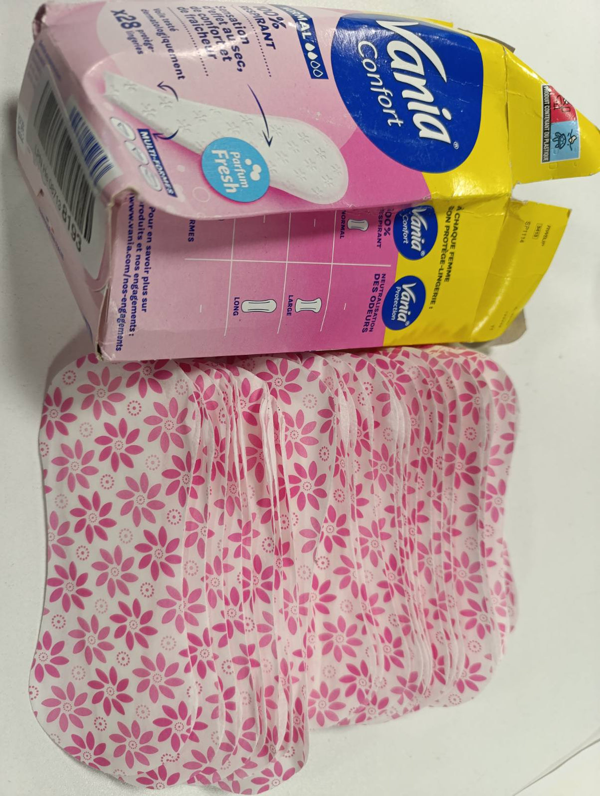 302673 - VANIA - Mbrojtëse të brendshme komode, të rregullta, me shumë forma, me aromë të freskët (Kuti me 28 copë) - 100% të frymëmarrshme