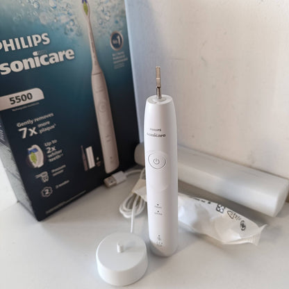 302751 - PHILIPS Furçë dhëmbësh elektrike Sonicare 5500 HX7110/02, 2 mënyra pastrimi, kontroll presioni, e bardhë