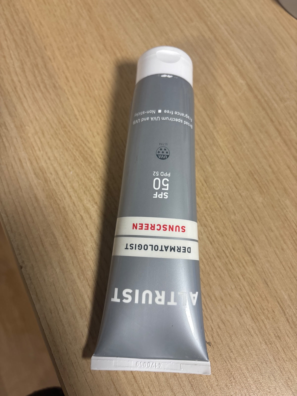 290265 - Krem dielli ALTRUIST Dermatologist SPF 50, Mbrojtje UVA 5-Yje, PPD 39, Vegan, Pa aromë, Rezistent ndaj ujit, 100 ml