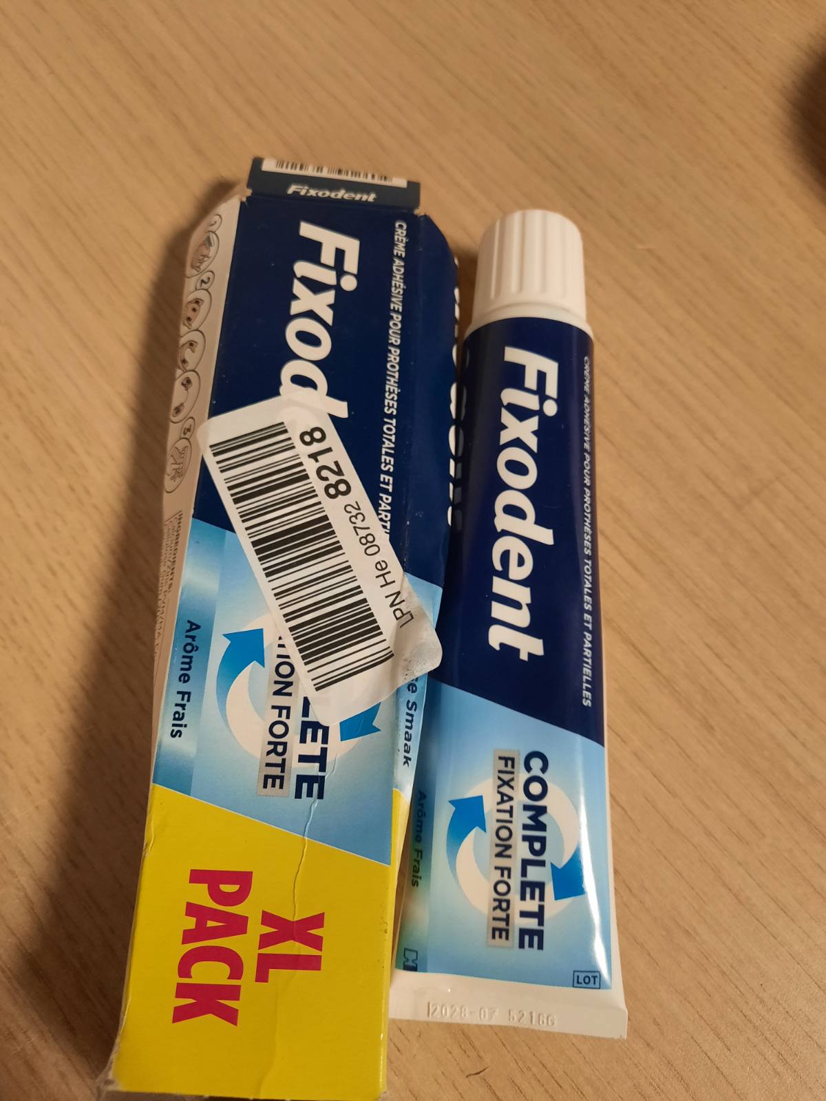 303964 - Krem ngjitës për proteza të freskëta, 70 g