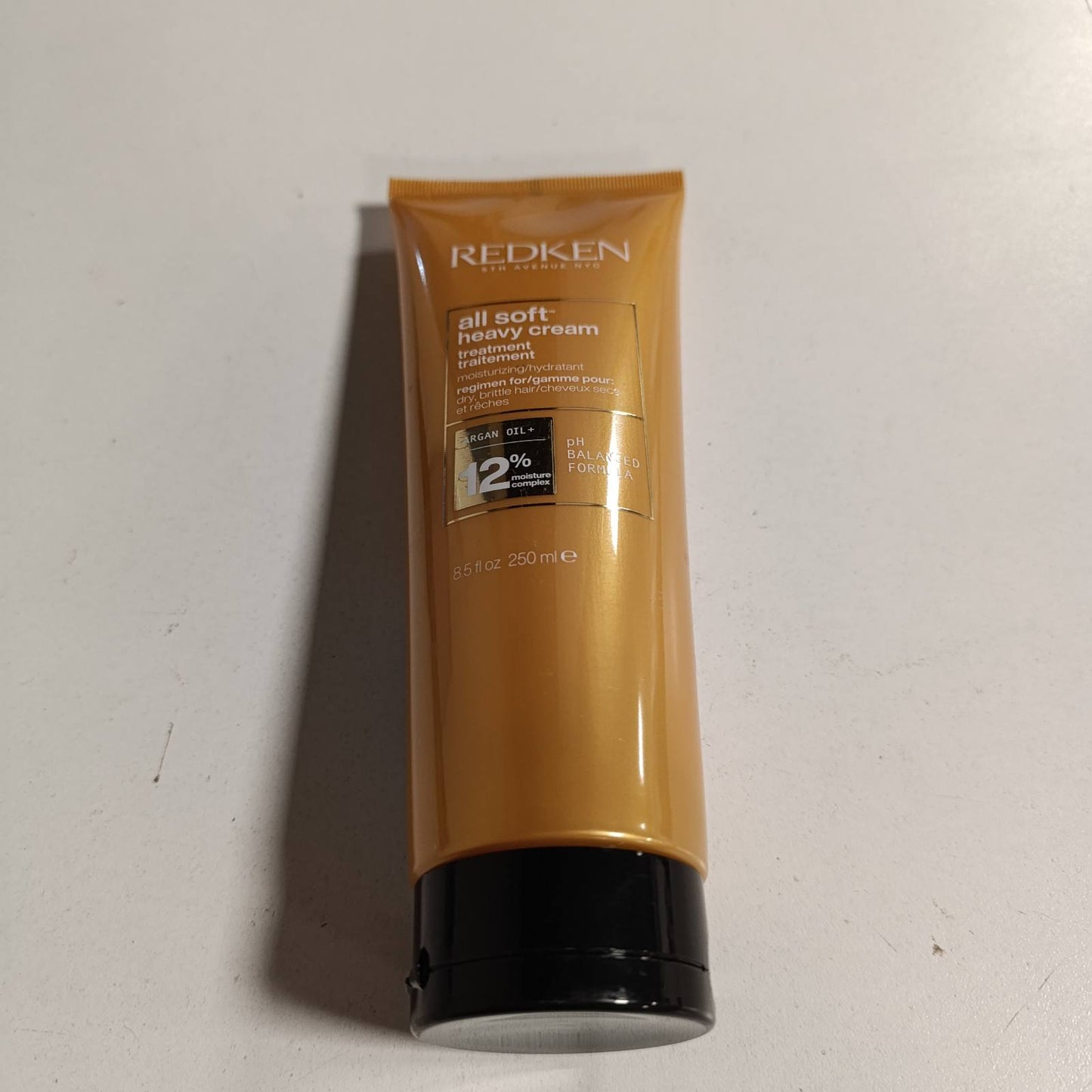 321153 - REDKEN Maskë hidratuese dhe ushqyese për flokë të thatë dhe të dehidratuar, Rigjeneron fibrat e flokëve, Keratinë dhe vaj argani, 250 ml