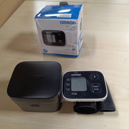 275065 - OMRON Monitor tensioni i gjakut RS3 Intelli IT, i validuar klinikisht, aplikacion për iOS/Android, manshetë 13.5 – 21.5 cm, 30 vendndodhje memorieje