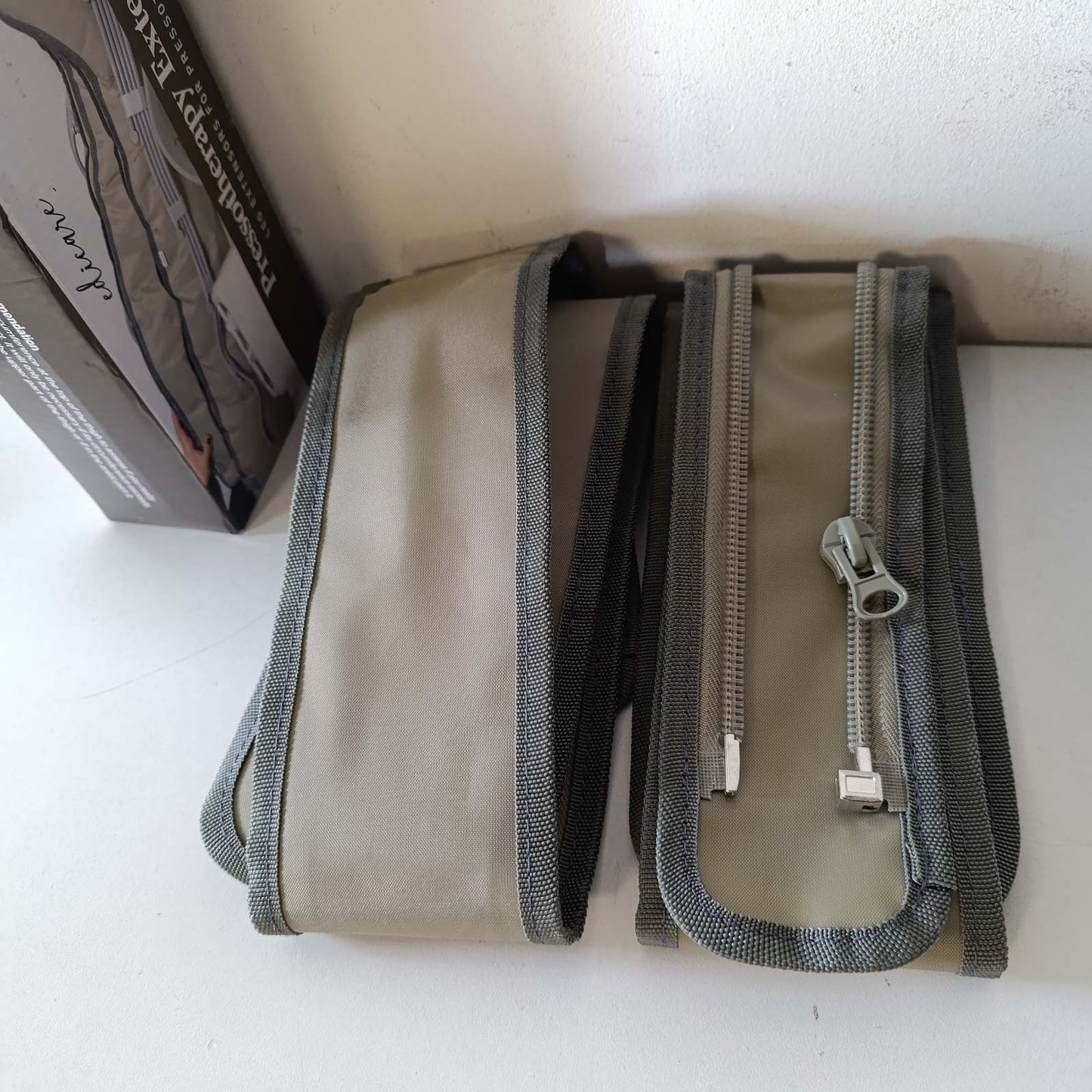 275282 - EDICARE Zgjatje për Terapi me Kompresim, Pako me 2 njësi, Perimetër i gjerë deri në 11 cm në ije dhe 7 cm në kyçin e këmbës