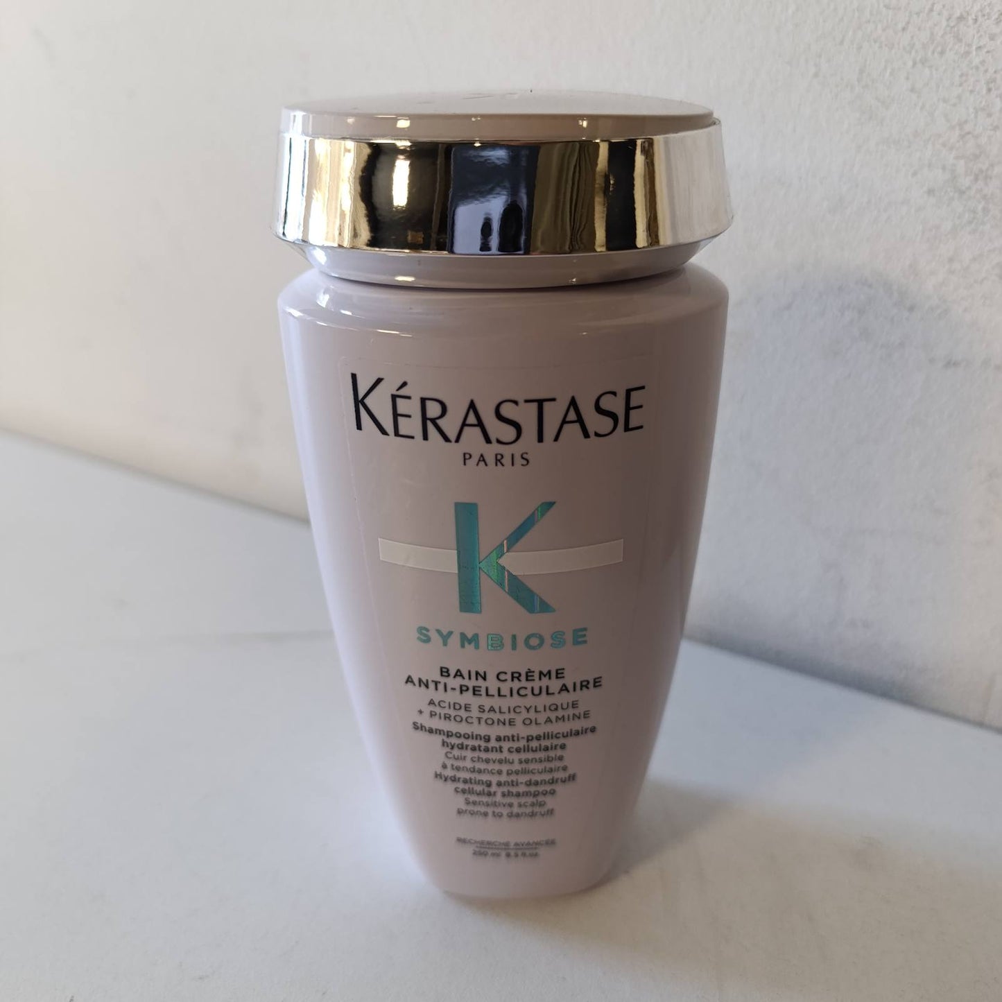 275432 - KERASTASE Symbiose - Shampo Bain Crème Purité - 250 ml - Shampo kundër zbokthit me acid salicilik - Pa silikon - Për lëkurë koke të yndyrshme dhe të ndjeshme