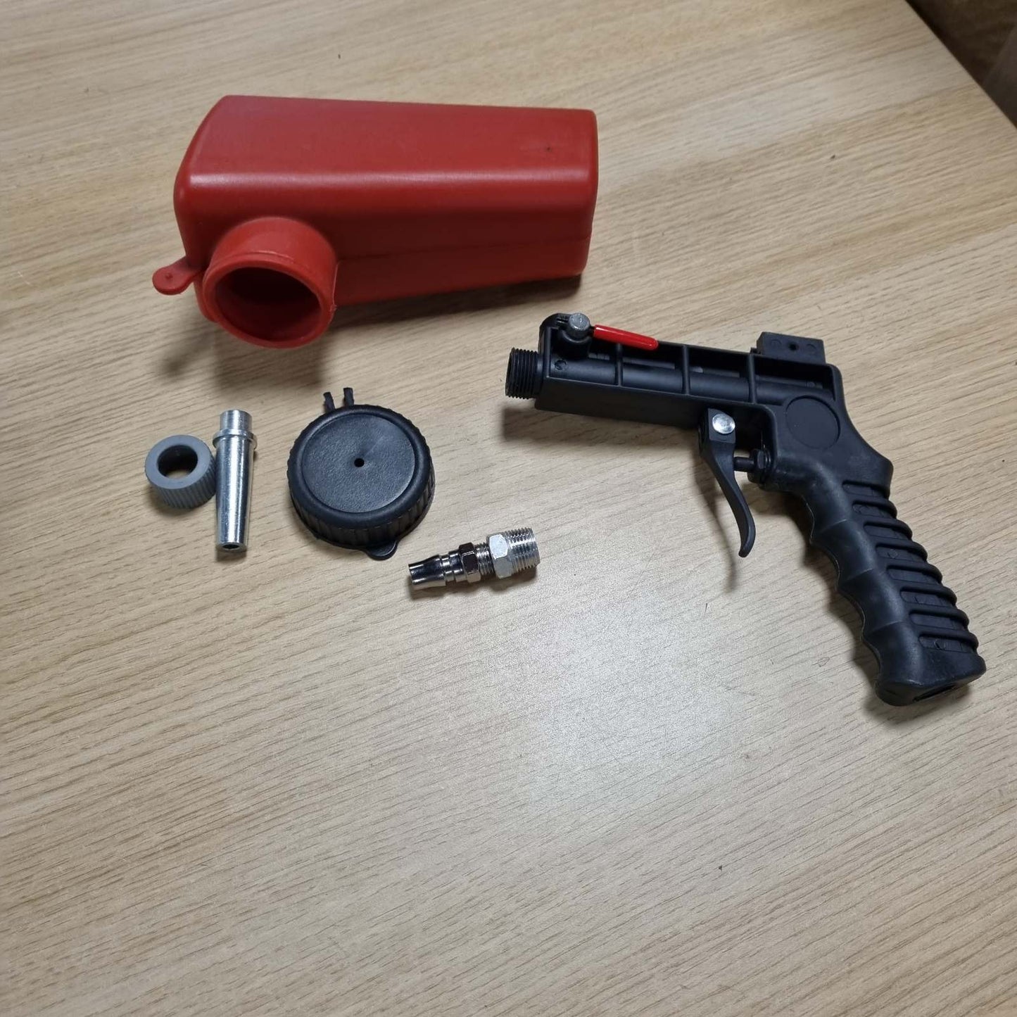 289111 - TIGERKINWIT Pajisje Portative Pneumatike për Rërë, Pistoletë Dore për Rërë, për ndryshk, bojë dhe vaj