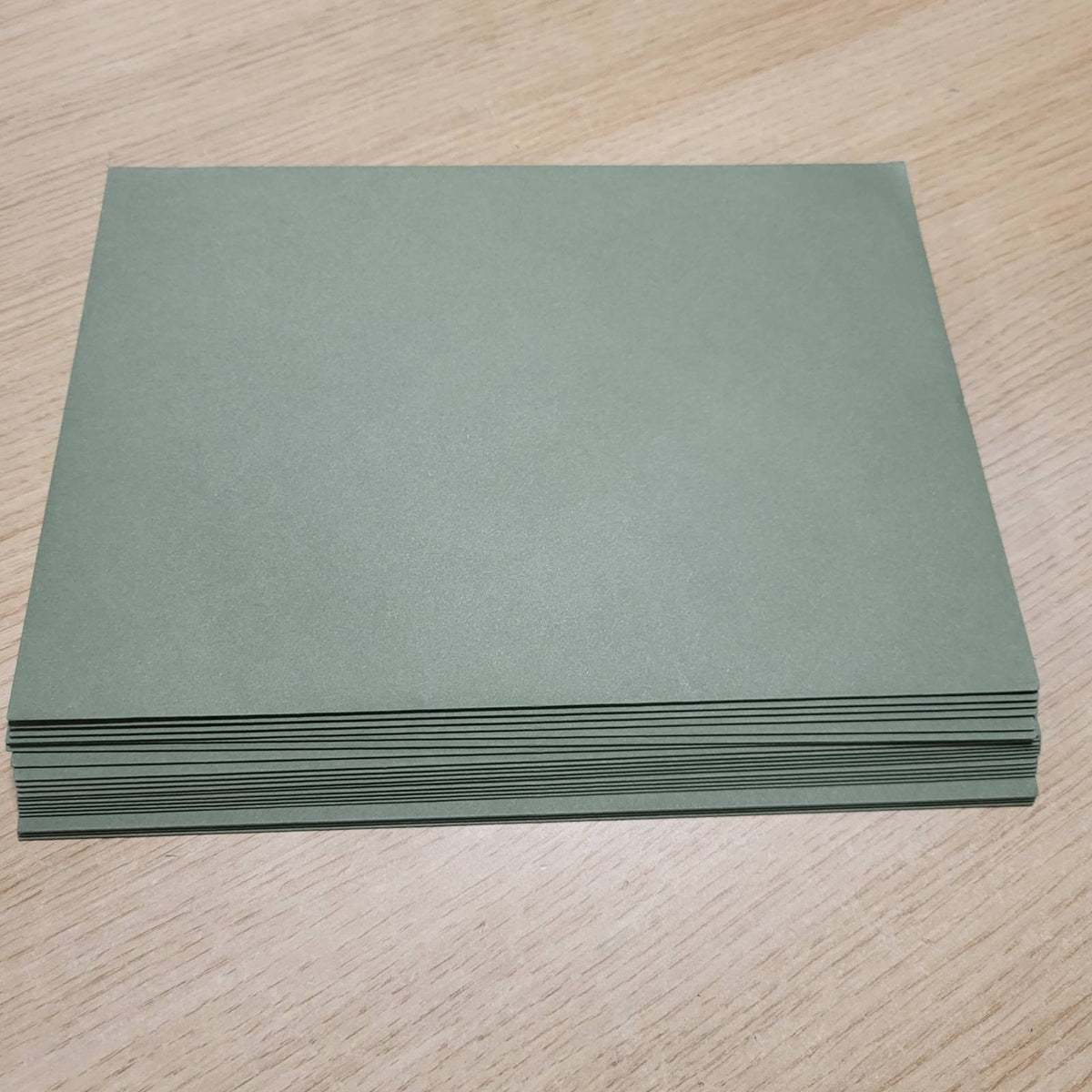 305506 - CLAIREFONTaine Pako me 20 Zarfa të Mëdhenj 5072C, dimensione 16.2x22.9 cm, ngjyrë Jeshile Sherebele