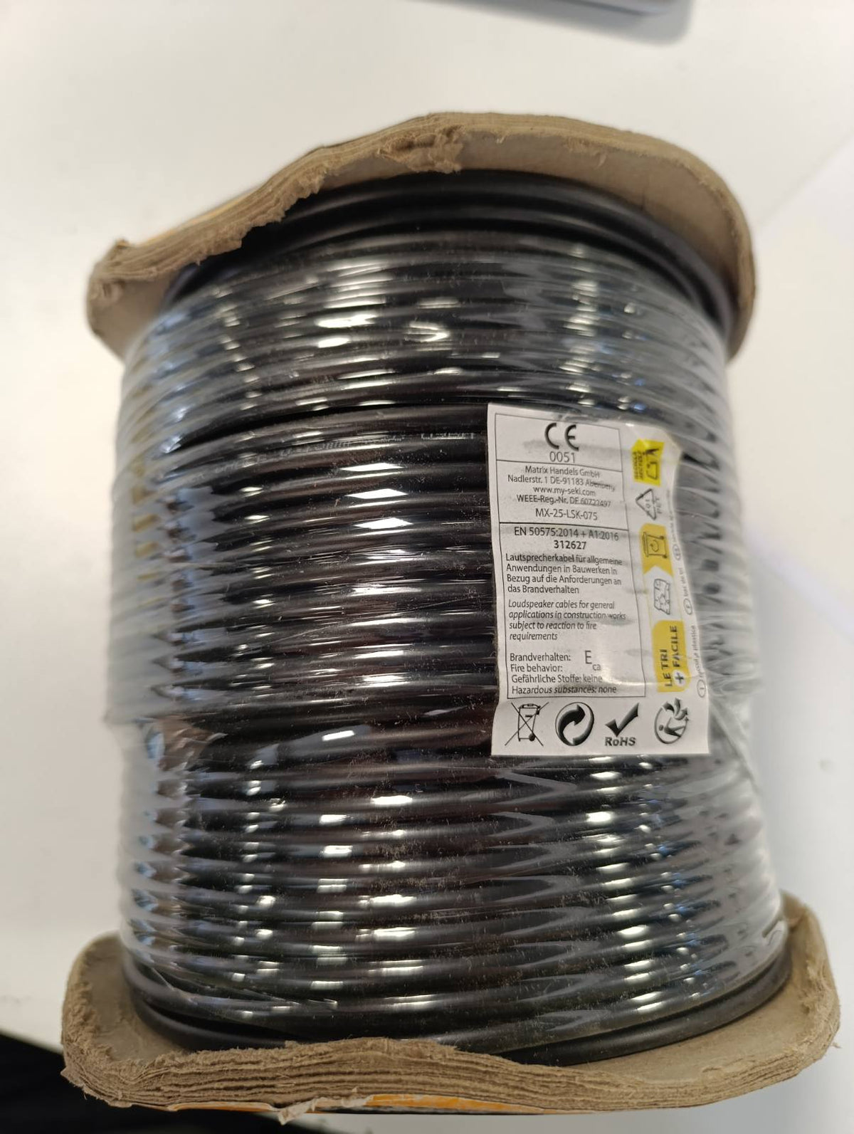 305292 - Kabllo altoparlanti 2 x 0.75 mm² e zezë 100 m me bobinë, Kabllo instalimi AC PA