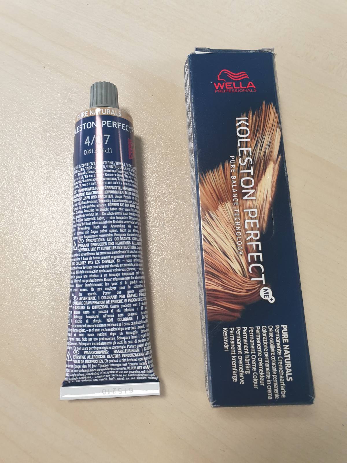 321851 - WELLA PROFESSIONALS Koleston Perfect Pure Naturals - Ngjyrë e përhershme flokësh - 60 ml - 4/07 Ngjyrë kafe natyrale mesatare - Mbushje deri në 100% të thinjave