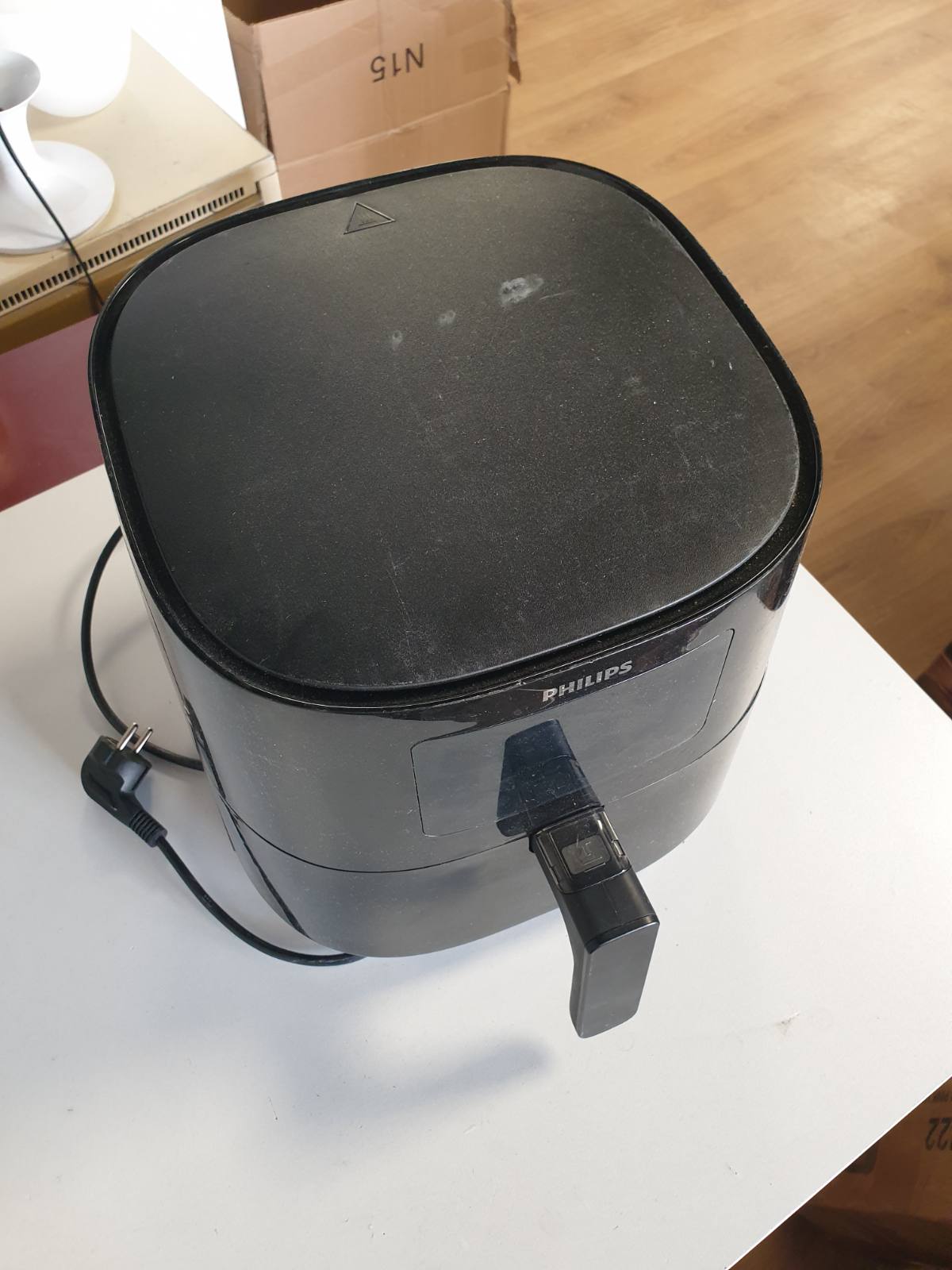 320797 - PHILIPS Fritezë ajri Essential XL 6.2L, pa vaj, Teknologji e shpejtë e ajrit të nxehtë, ekran me prekje, aplikacioni NutriU me receta, 2000W, 15 x 15 x 14 cm, e zezë (HD9270/90)