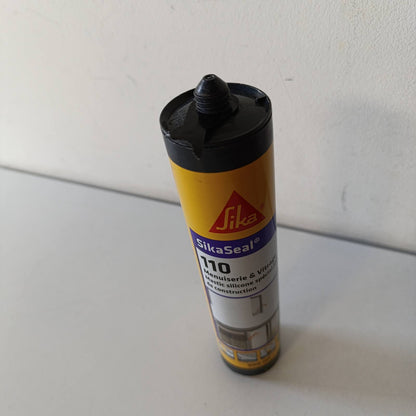 289220 - SIKA Ngjitës silikoni për ndërtim - SikaSeal-110 Joinery & Glazing i zi - Kapacitet: 300 ml, Përdorim: Jashtë dhe brenda