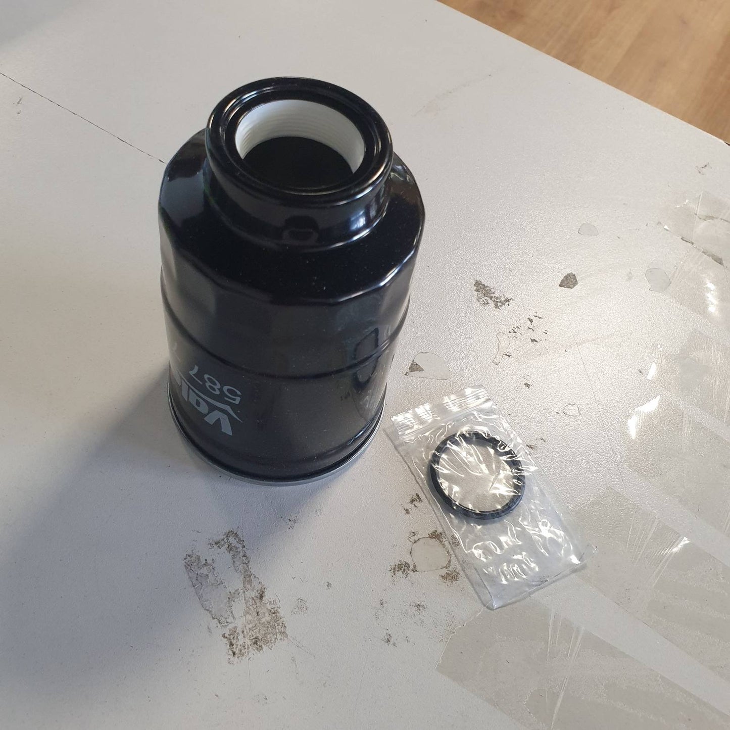 289095 - VALEO Filtri i karburantit 587702, Nivel i lartë filtrimi, qëndrueshmëri, instalim i lehtë