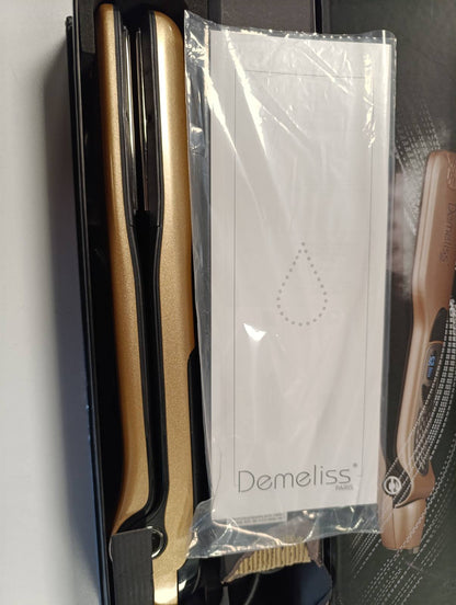 301825 - DEMELISS Drejtues flokësh me avull SAINT ALGUE, pllaka titaniumi, avull ultra i fuqishëm, depozitë uji XL 40ml, 5 cilësime temperature
