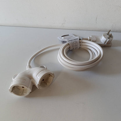 289289 - BRENNENSTUHL Kabllo Zgjatues Plastik Cilësor me Spinë të Sheshtë, 3m, Prizë të Dyfishtë, e Bardhë