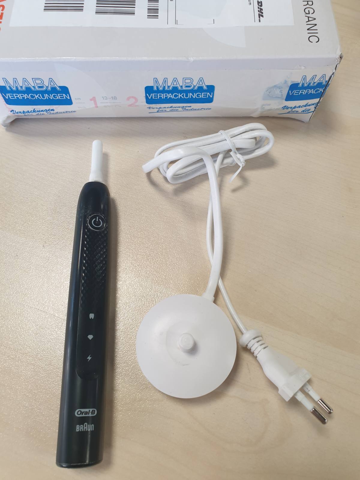 301761 - ORAL-B Furçë dhëmbësh elektrike sonike Pulsonic Slim Clean 2000, 2 mënyra pastrimi, e zezë, 1 copë (1 pako)