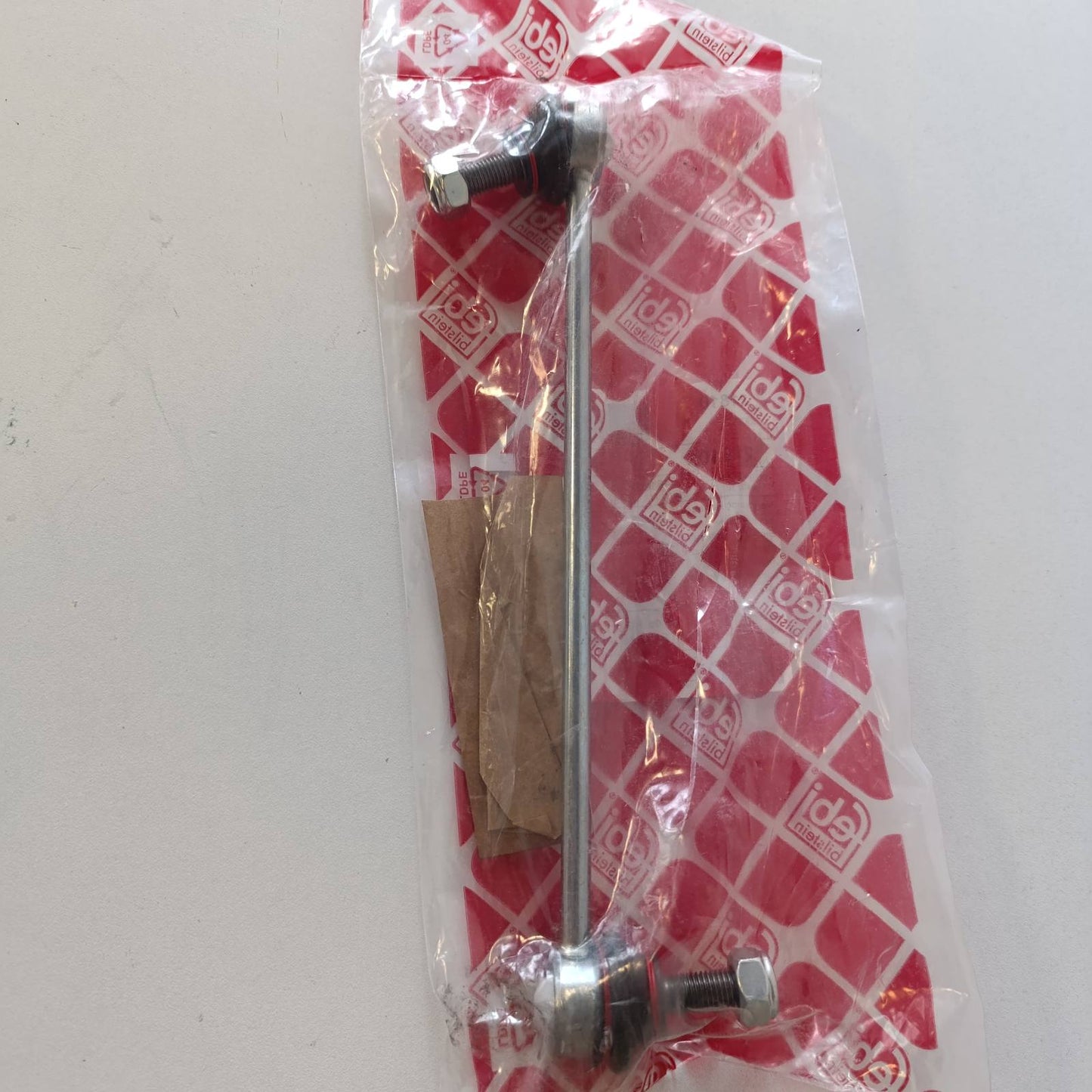 289081 - FEBI BILSTEIN Lidhje stabilizatori 21810 me dado bllokuese, 1 njësi
