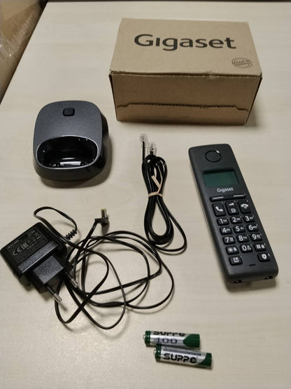 305402 - GIGASET Pure 120 - telefon pa tel me mbrojtje thirrjesh dhe ECO DECT, ekran me ndriçim nga prapa, i pajtueshëm me aparatet e dëgjimit, e zezë antracit, i pajtueshëm me DE, IT, FR, NL, BE, Çe, AUT
