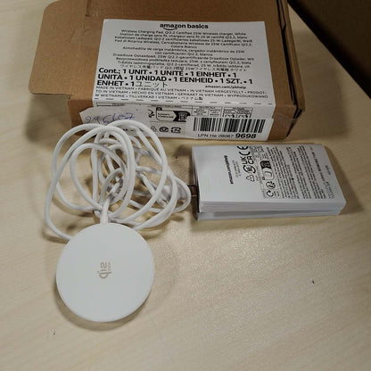 296107 - KARIKUES PA TEL AMAZON BASICS 25W, I ÇERTIFIKUAR QI2.2, I PAJTUESHËM ME MAGSAFE PËR IPHONE 17/16/15/14/13/12, I PAJTUESHËM ME MAGNET PËR TELEFONAT INTELIGJENTË ANDROID DHE GOOGLE, I BARDHË (PËRSHTATËSI NUK PËRFSHIHET)