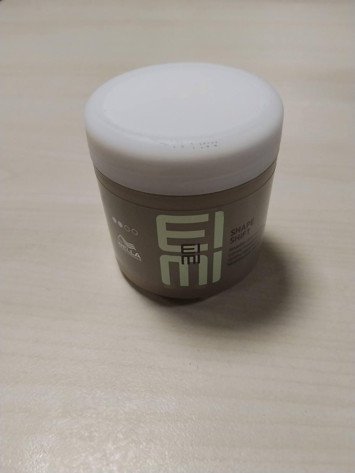 303647 - WELLA EIMI Shape Shift – krem elastik për stilimin e flokëve me mbrojtje UV – 150 ml
