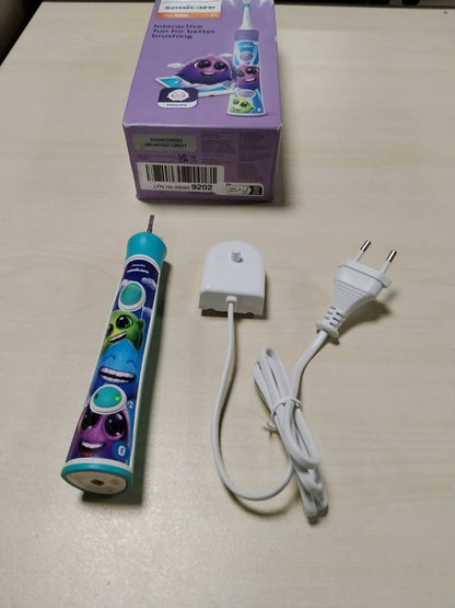 296661 - PHILIPS Sonicare For Kids, furçë dhëmbësh elektrike sonike me aplikacion, për fëmijë 3 vjeç e lart, me SmartTimer dhe QuadPacer, Blu, Modeli HX6322/12, Pesha: 150 g