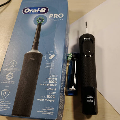 306360 - ORAL-B Furçë dhëmbësh elektrike e rikarikueshme Vitality Pro, e zezë, 1 kokë furçe. 1 furçë dhëmbësh