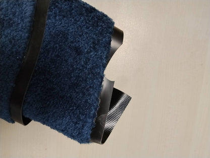 322483 - QILIMA dere të larëshëm FB FunkyBuys, 60cm x 120cm, Blu e errët - e thjeshtë, jo të rrëshqitshëm, për ambiente të brendshme dhe të jashtme