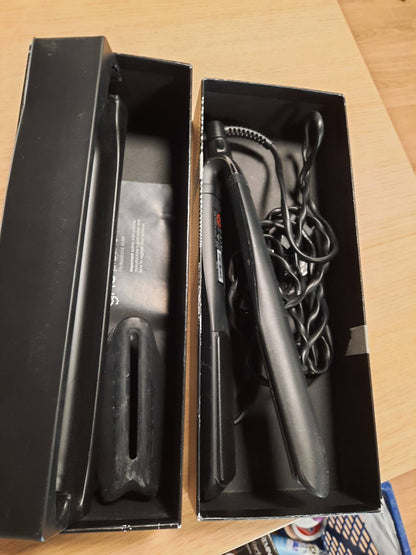 302694 - GHD platinum+, Drejtues flokësh inteligjent 26 mm, i zi