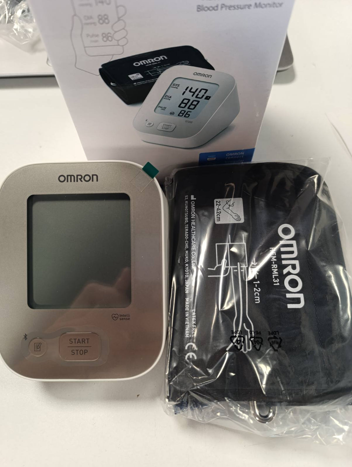 305937 - OMRON Monitor presioni gjakut X2+, i lidhur me aplikacion, i validuar klinikisht
