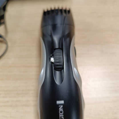 321293 - REMINGTON MB320C Prerëse për mjekër për meshkuj, teha qeramike vetëmprehëse, 0.4-18 mm, 9 cilësime gjatësie, funksionim me rrjet elektrik/bateri, tregues karikimi LED
