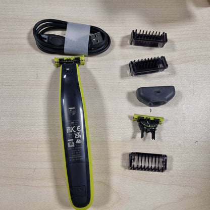 302929 - PHILIPS Makinë rroje dhe prerëseje elektrike OneBlade 360 | 2 tehe 360 | 3 krehëra mjekre (1, 3, 5 mm) | QP2724/31