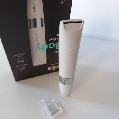 306201 - BRAUN Body Mini Trimmer, rroje elektrike për trupin, aksesor prerës për gra dhe burra, heqje precize e qimeve, BS1000, e bardhë