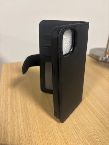 216892 - Këllëf portofol prej lëkure NOMAD për iPhone 15 – i zi – NMD NM01622185