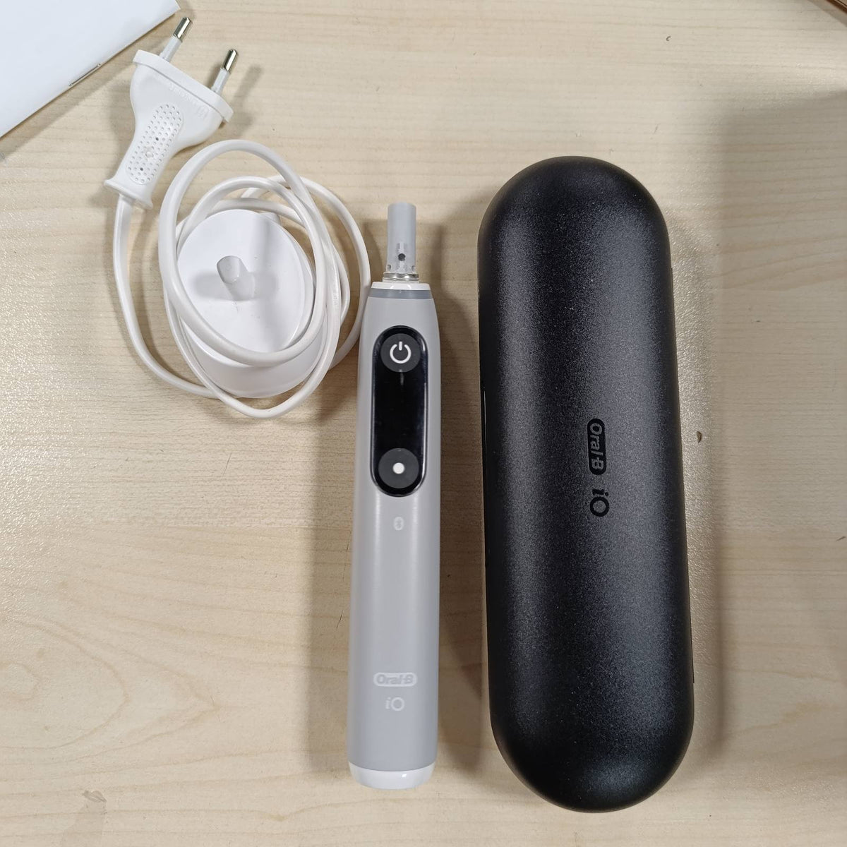 301560 - ORAL-B Furçë dhëmbësh elektrike iO Series 6, gri